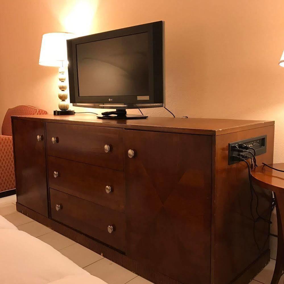 מירטל ביץ' Sea Banks Motor Inn מראה חיצוני תמונה