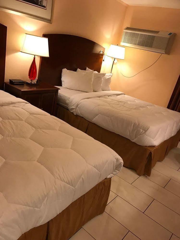 מירטל ביץ' Sea Banks Motor Inn מראה חיצוני תמונה